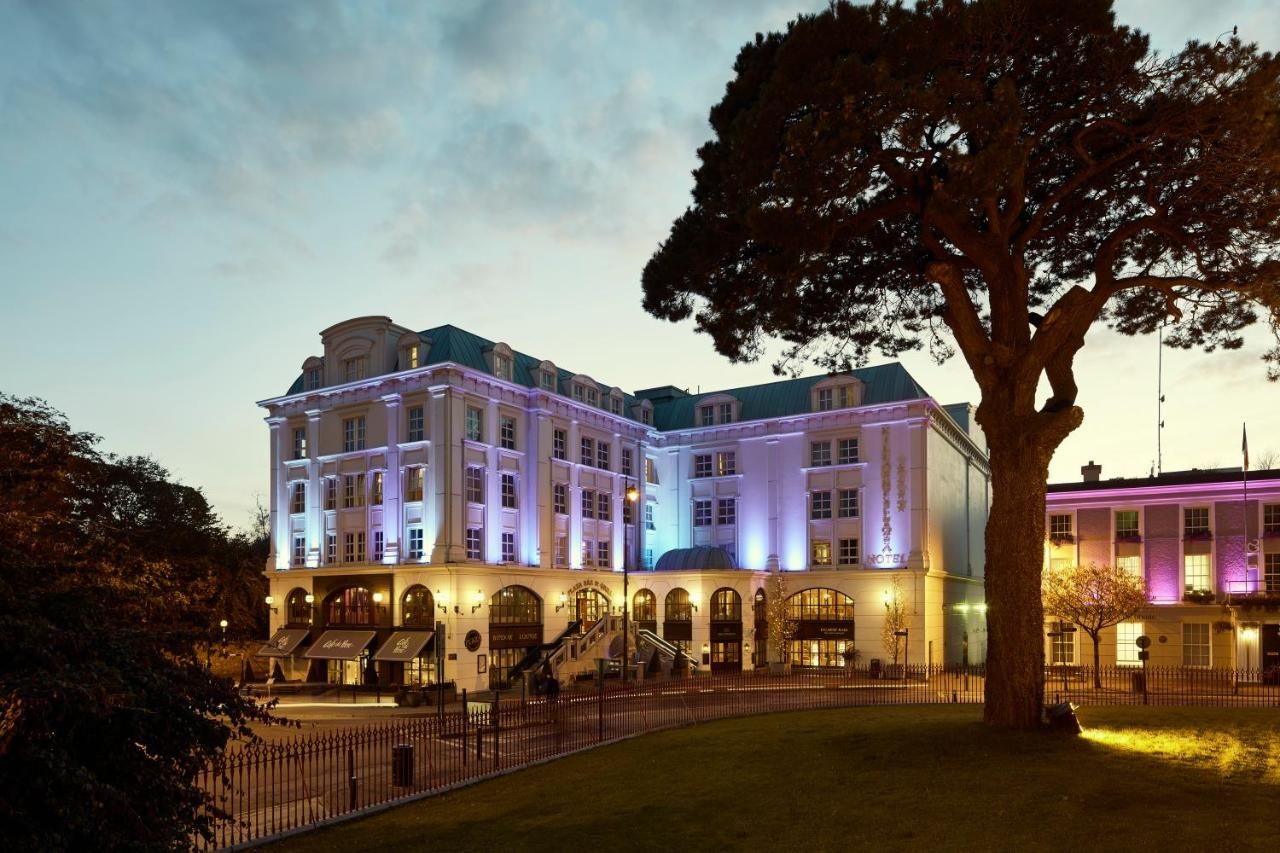 Отель Killarney Plaza Hotel & Spa Килларни-4