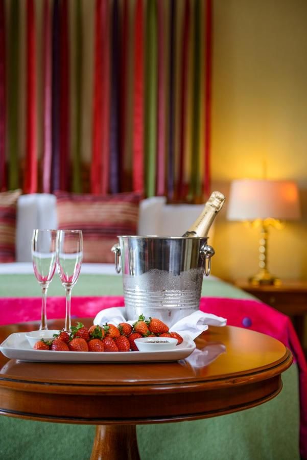 Отель Killarney Plaza Hotel & Spa Килларни-27