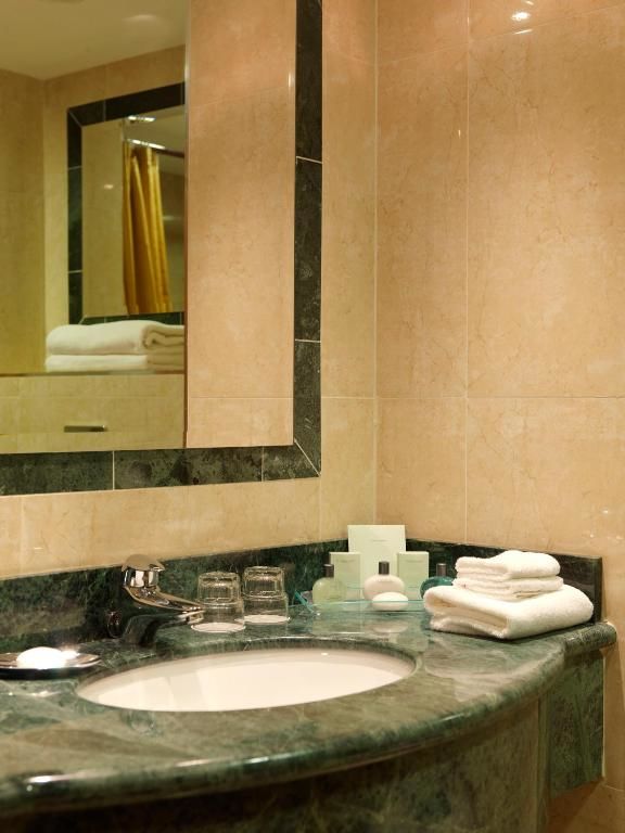 Отель Killarney Plaza Hotel & Spa Килларни-55