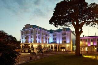 Отель Killarney Plaza Hotel & Spa Килларни-0