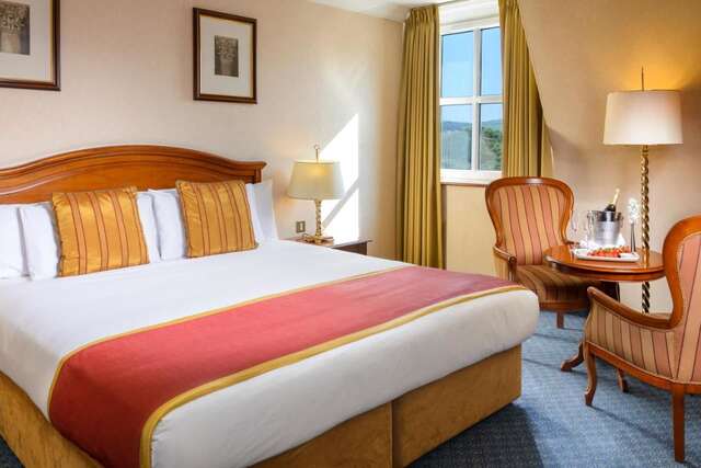 Отель Killarney Plaza Hotel & Spa Килларни-27